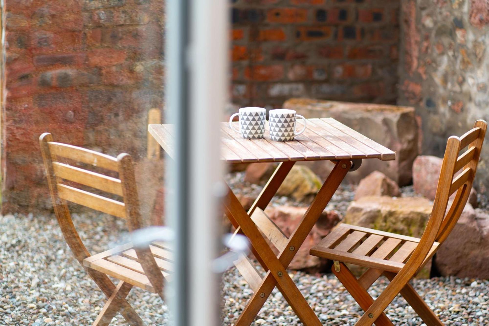 Grange8 Luxury Snug & Courtyard In Blairgowrie Lejlighed Blairgowrie and Rattray Eksteriør billede
